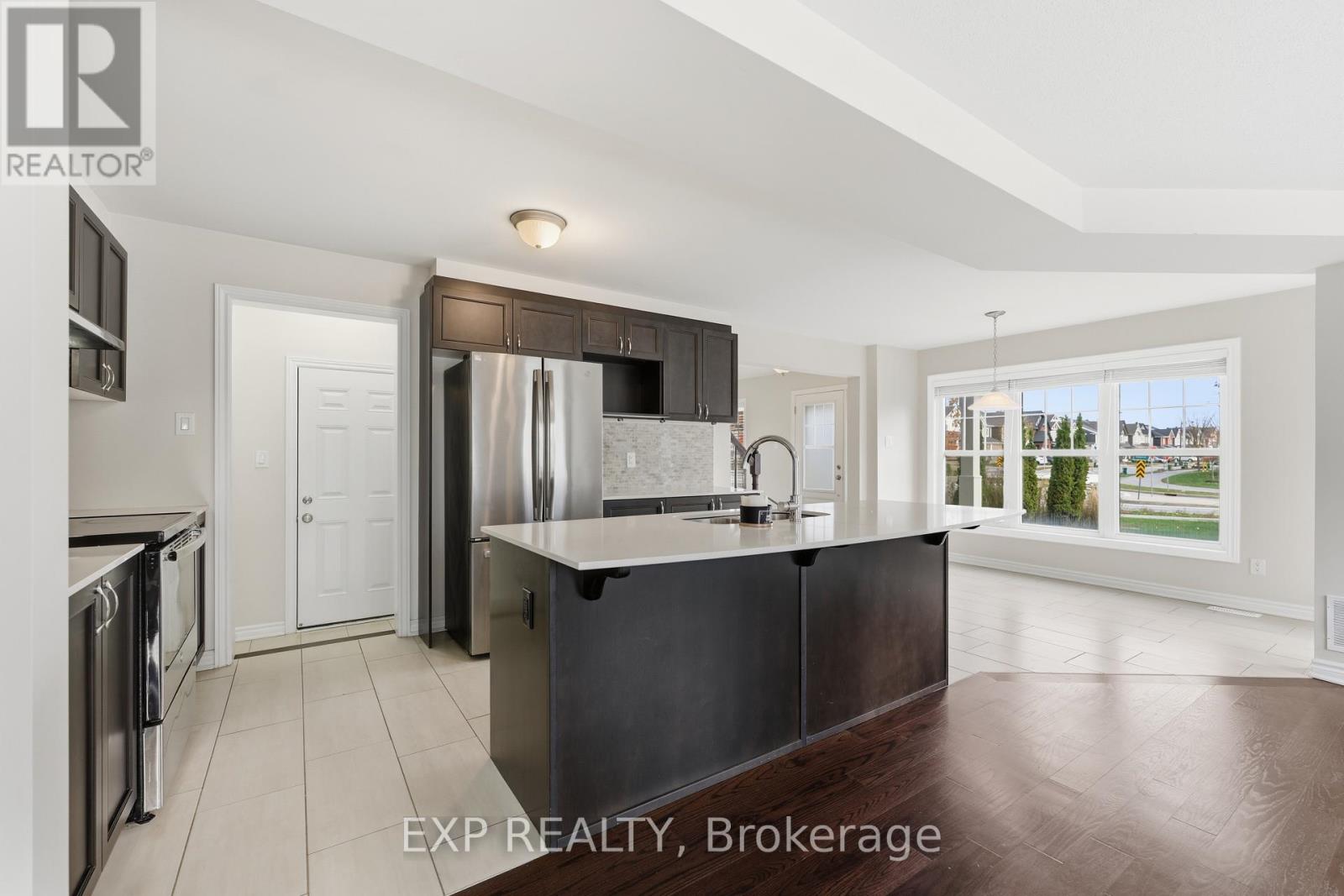 100 Cranesbill Road, Ottawa, Ontario  K2V 0J5 - Photo 18 - X12557524