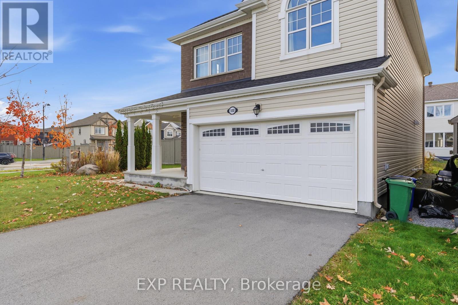 100 Cranesbill Road, Ottawa, Ontario  K2V 0J5 - Photo 2 - X12557524