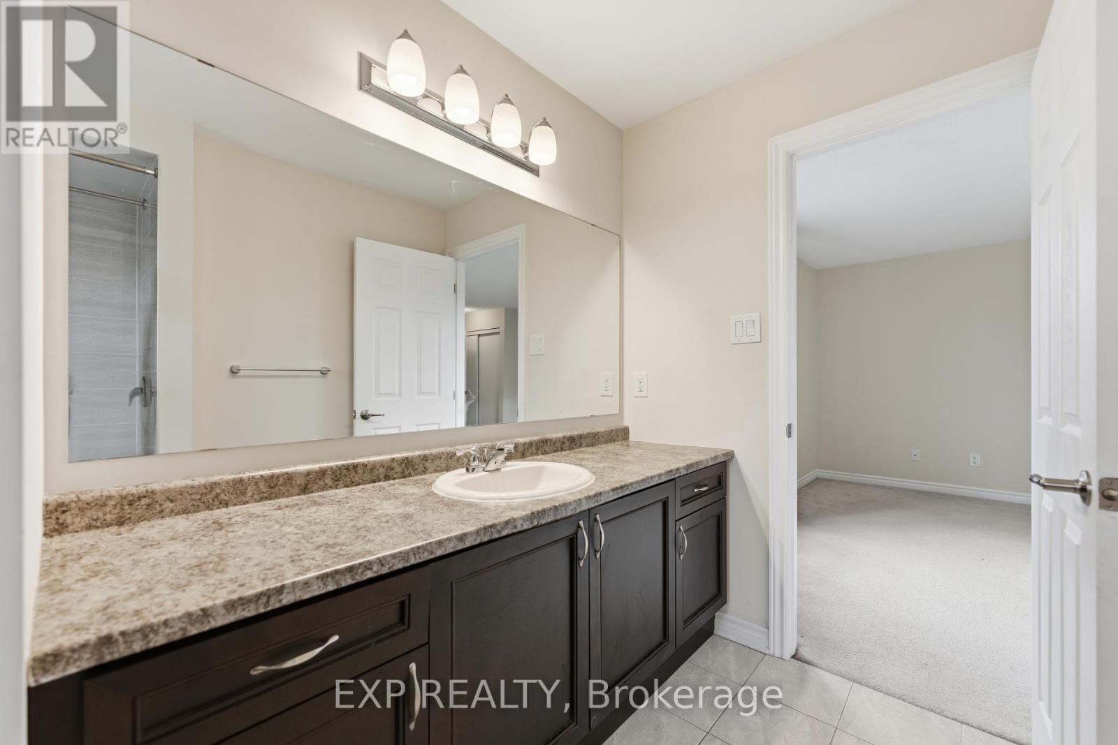 100 Cranesbill Road, Ottawa, Ontario  K2V 0J5 - Photo 32 - X12557524