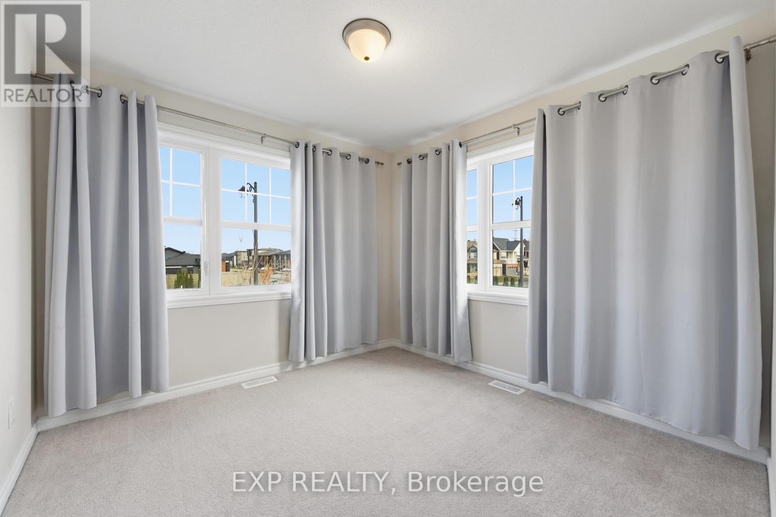 100 Cranesbill Road, Ottawa, Ontario  K2V 0J5 - Photo 35 - X12557524