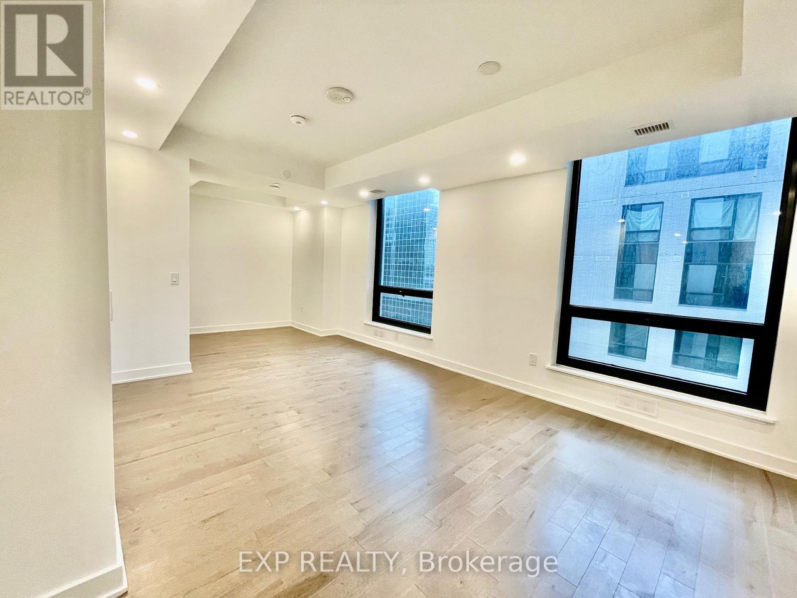 1608 - 340 Queen Street, Ottawa, Ontario  K1R 0G1 - Photo 4 - X12557534