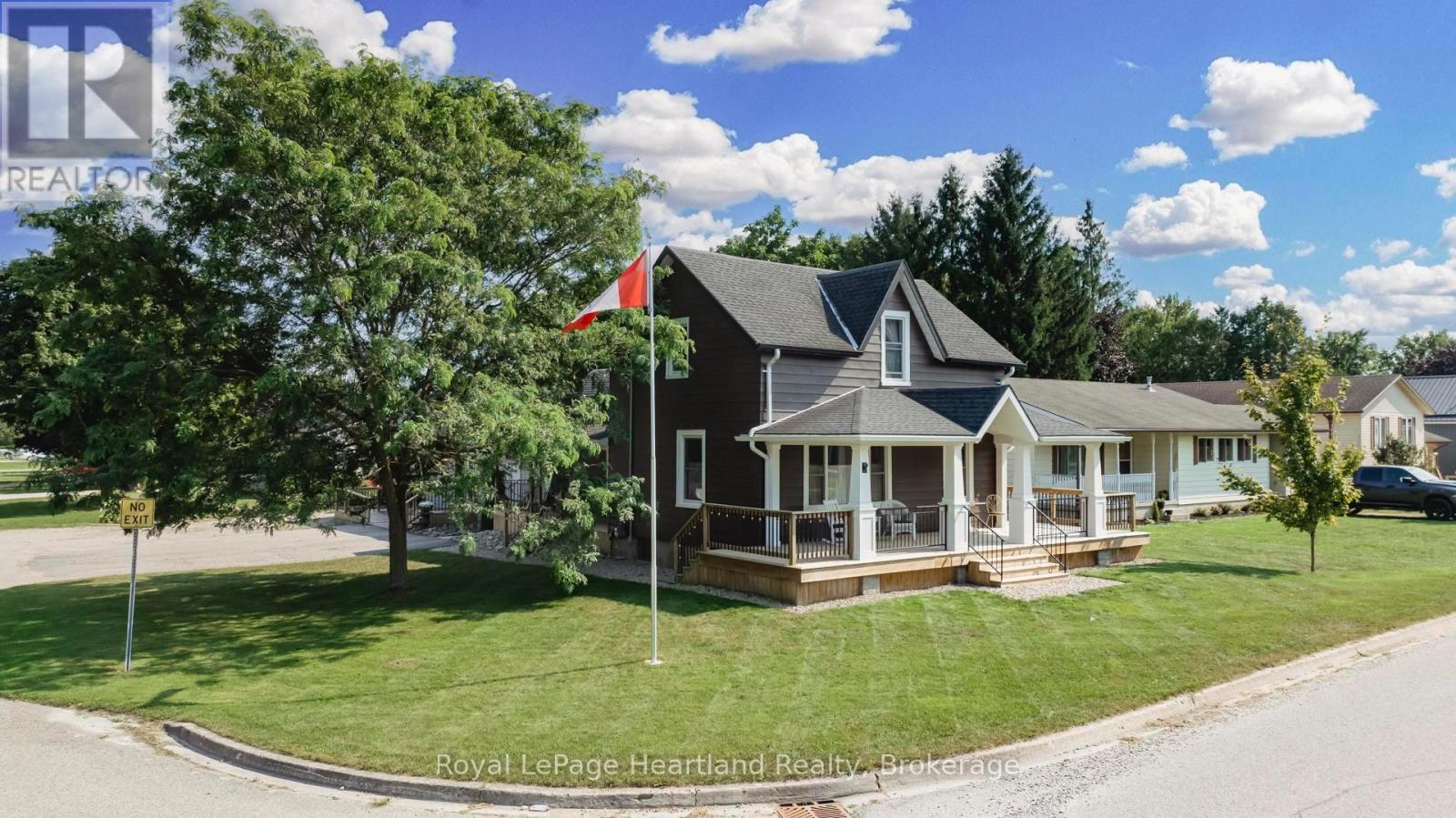 273 Hamilton Street, North Huron, Ontario  N0M 1H0 - Photo 4 - X12557568