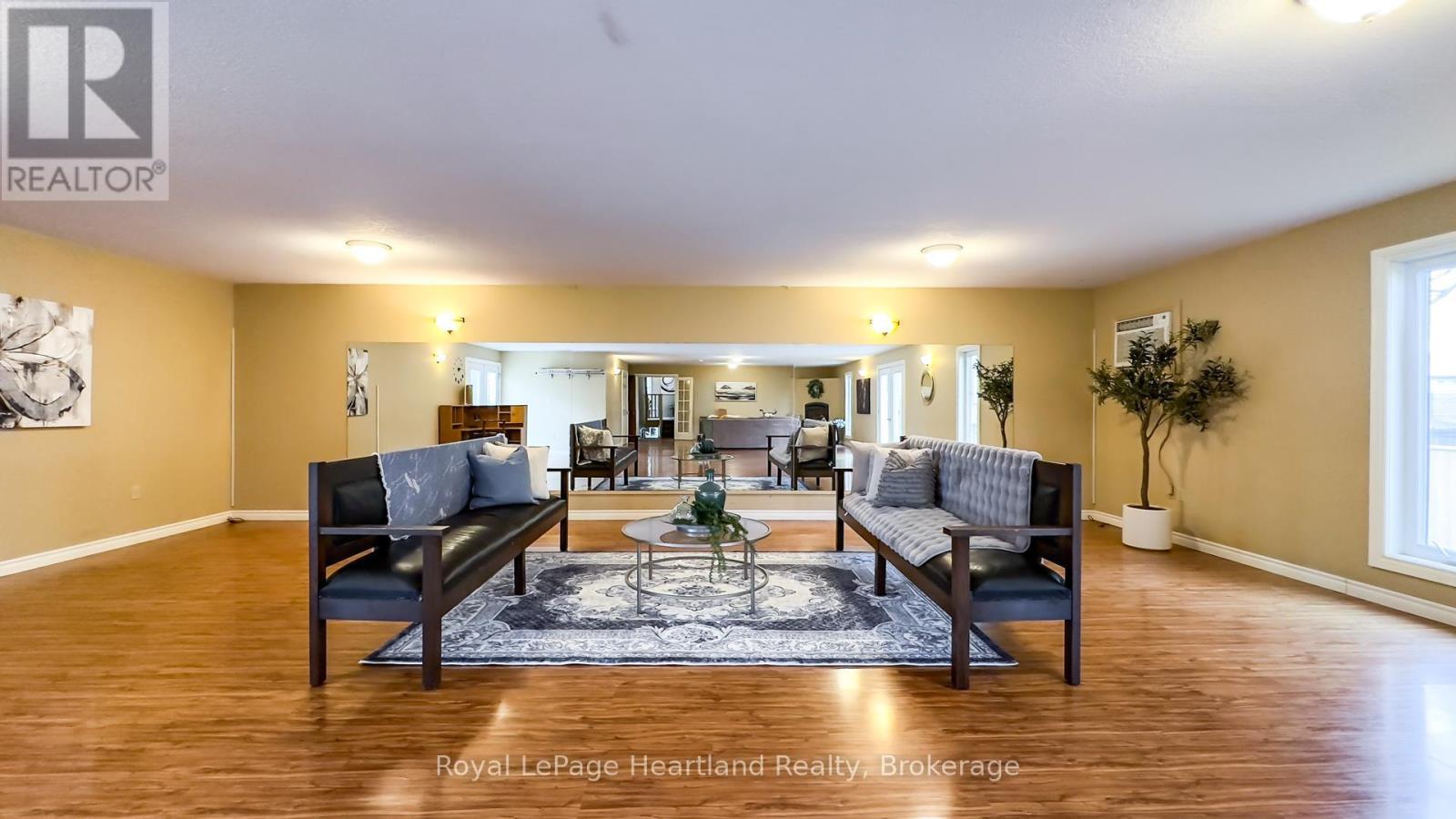 273 Hamilton Street, North Huron, Ontario  N0M 1H0 - Photo 44 - X12557568