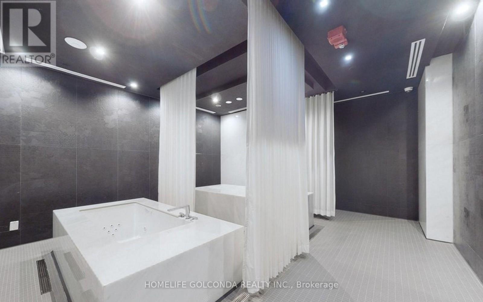 1902 - 87 Peter Street, Toronto, Ontario  M5V 0P1 - Photo 12 - C12557542