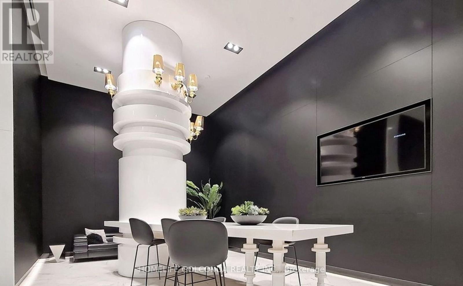 1902 - 87 Peter Street, Toronto, Ontario  M5V 0P1 - Photo 15 - C12557542