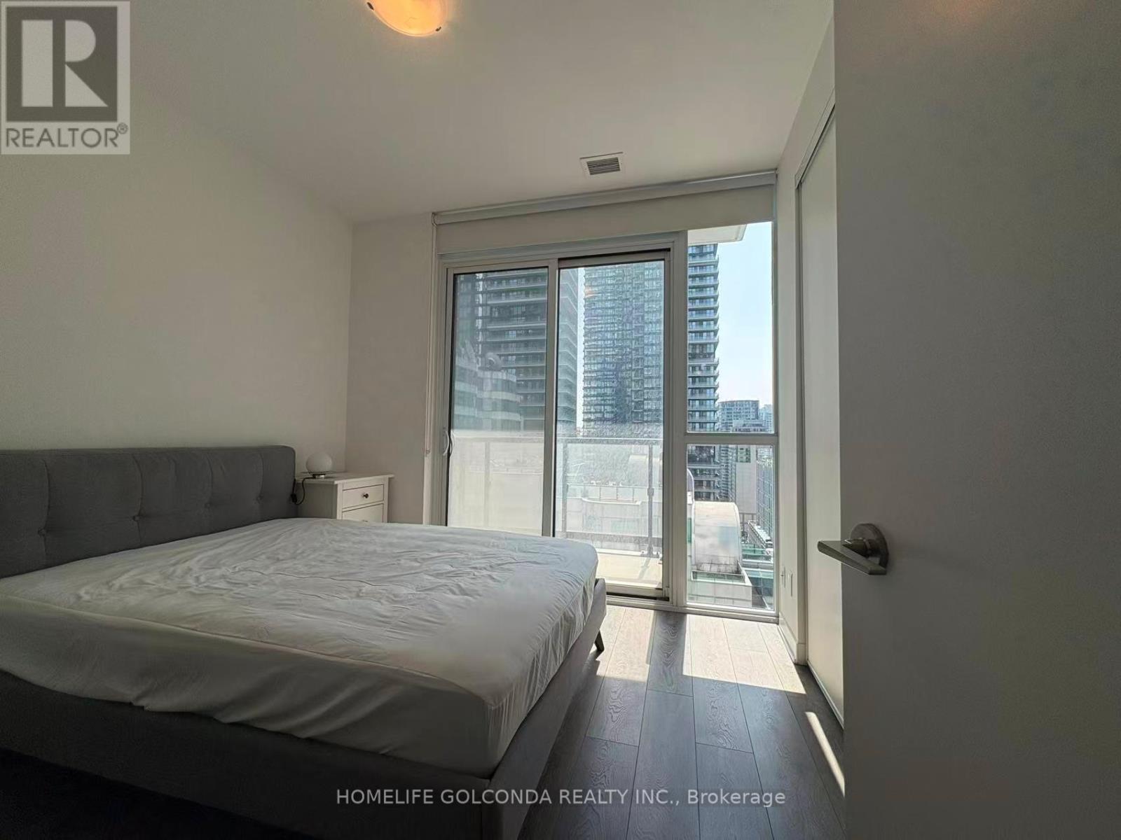 1902 - 87 Peter Street, Toronto, Ontario  M5V 0P1 - Photo 6 - C12557542