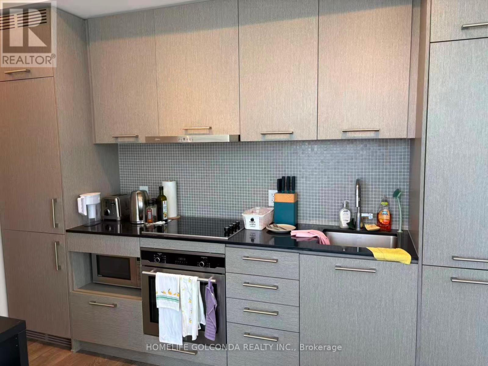 1902 - 87 Peter Street, Toronto, Ontario  M5V 0P1 - Photo 9 - C12557542