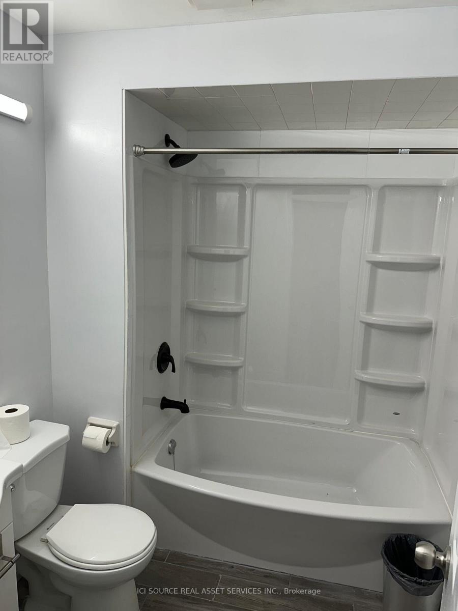 Lower - 155 Highland Crescent, Toronto, Ontario  M2L 1H2 - Photo 5 - C12557548