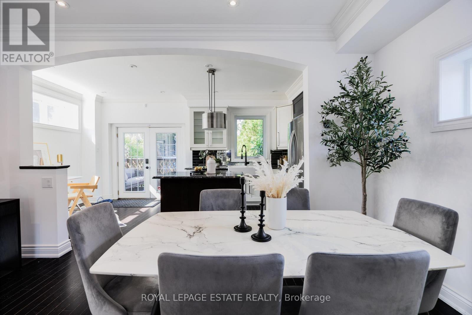 32 Manderley Drive, Toronto, Ontario  M1N 3E7 - Photo 9 - E12557504