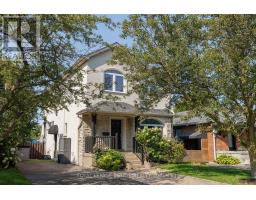 32 MANDERLEY DRIVE, Toronto, Ontario