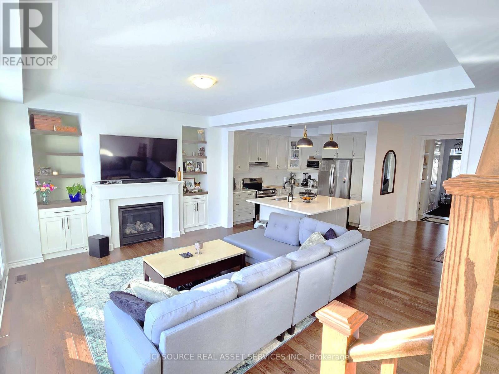 1405 Mockingbird Square, Pickering, Ontario  L1X 0N8 - Photo 11 - E12557544