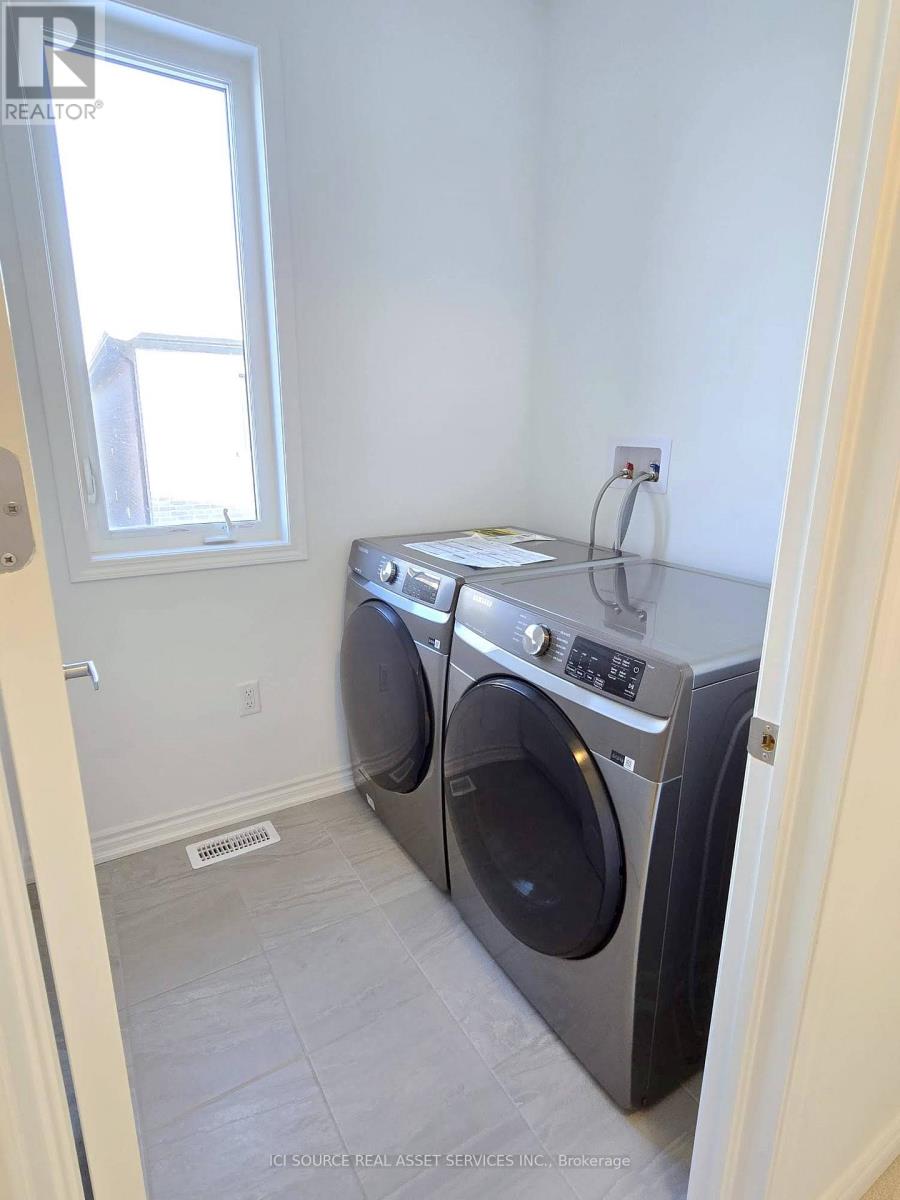 1405 Mockingbird Square, Pickering, Ontario  L1X 0N8 - Photo 16 - E12557544