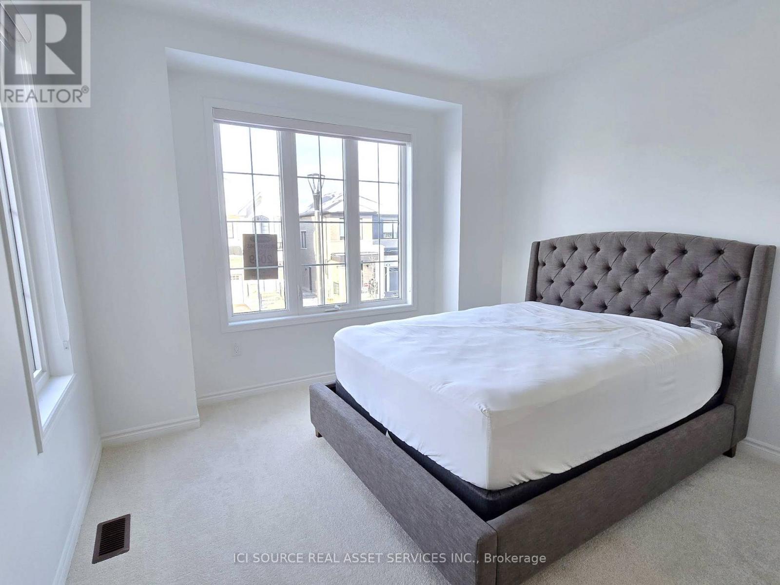 1405 Mockingbird Square, Pickering, Ontario  L1X 0N8 - Photo 23 - E12557544