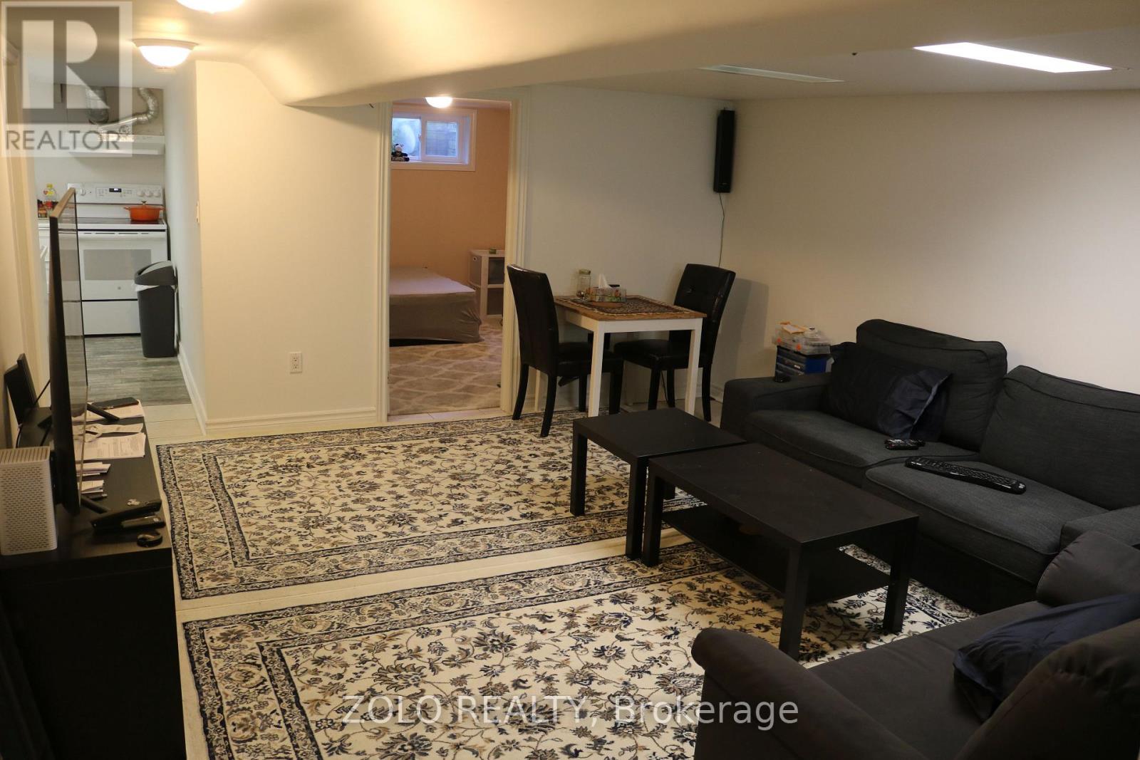 39 Ellerby Square N, Vaughan, Ontario  L4L 1N2 - Photo 13 - N12557486