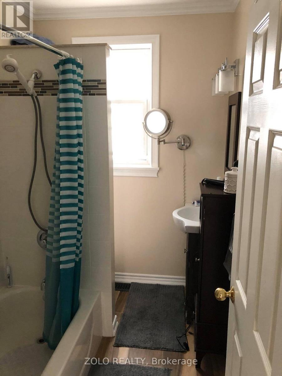 39 Ellerby Square N, Vaughan, Ontario  L4L 1N2 - Photo 9 - N12557486