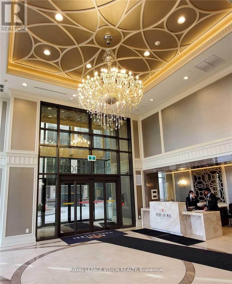 1402 - 9085 Jane Street, Vaughan, Ontario  L4K 0L8 - Photo 3 - N12557488