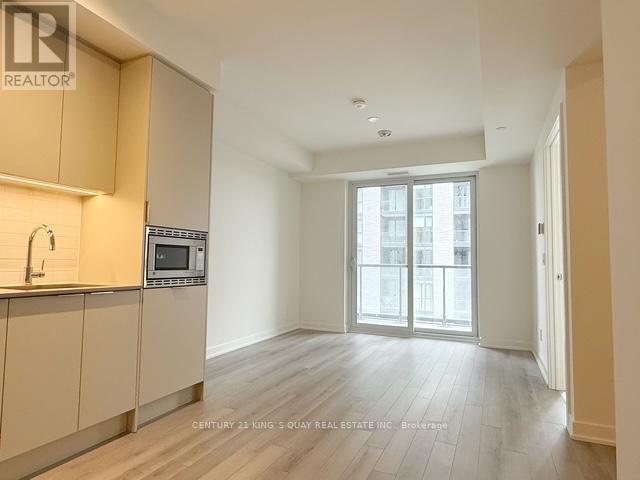 1202 - 3071 Trafalgar Road, Oakville, Ontario  L6H 8C6 - Photo 3 - W12557506