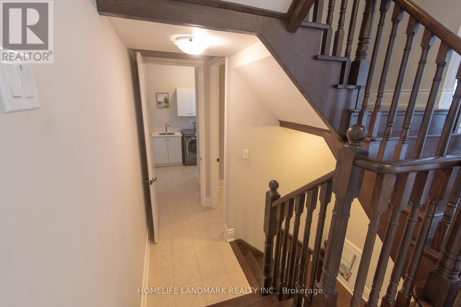 2128 Lillykin Street, Oakville, Ontario  L6H 0J7 - Photo 10 - W12557516