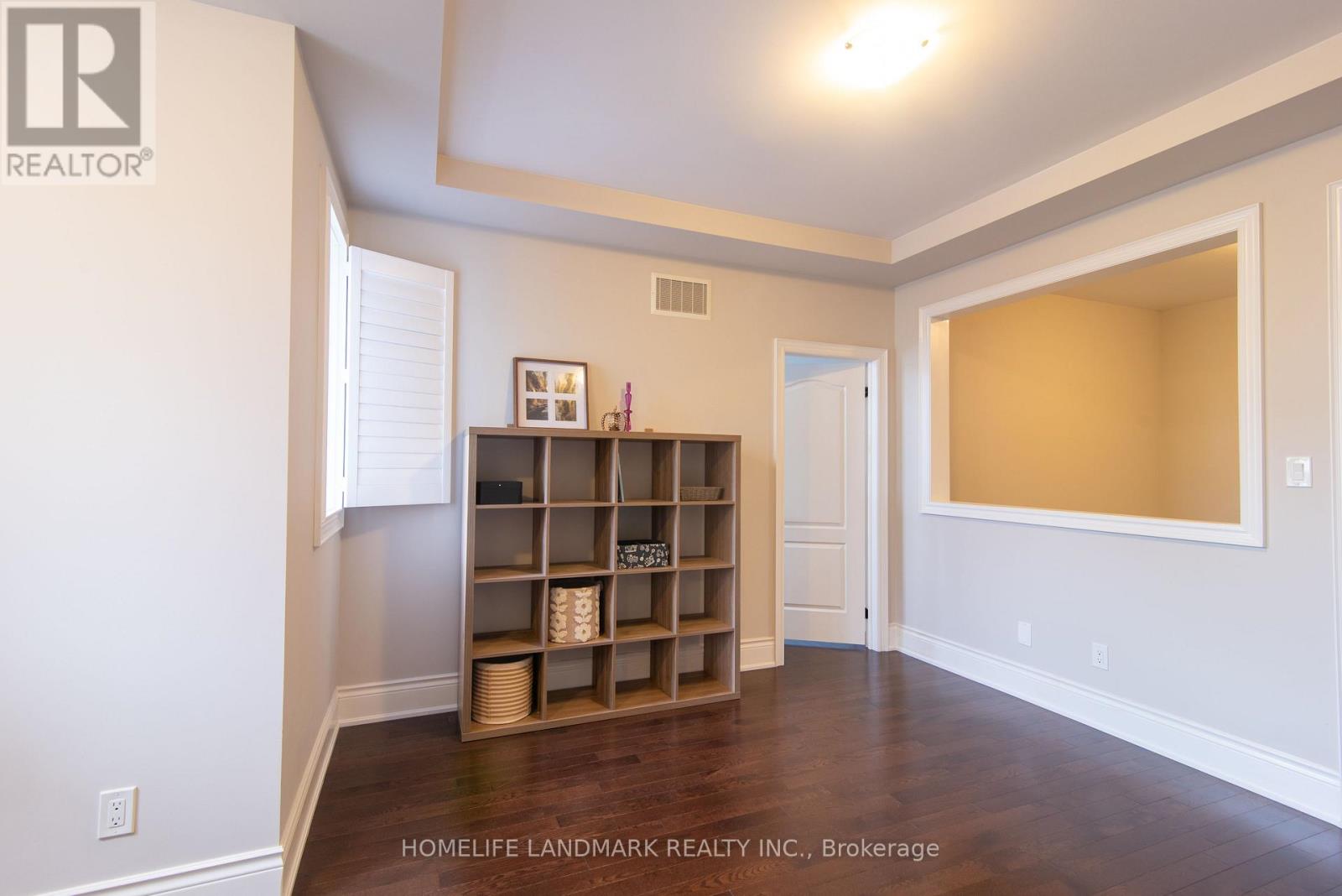 2128 Lillykin Street, Oakville, Ontario  L6H 0J7 - Photo 13 - W12557516