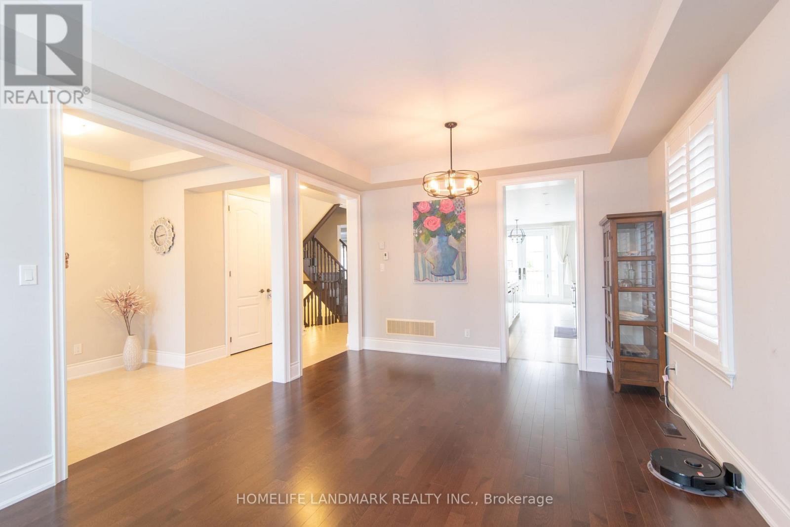 2128 Lillykin Street, Oakville, Ontario  L6H 0J7 - Photo 6 - W12557516