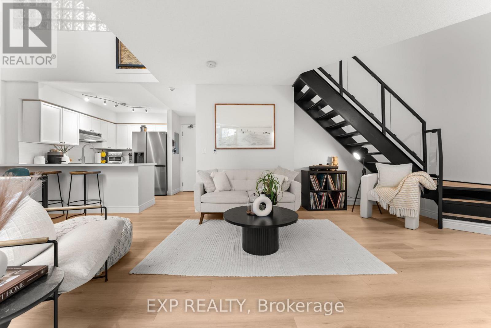 501 - 250 Manitoba Street, Toronto, Ontario  M8Y 4G8 - Photo 10 - W12557528