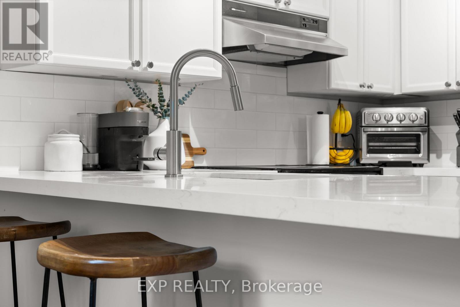 501 - 250 Manitoba Street, Toronto, Ontario  M8Y 4G8 - Photo 12 - W12557528