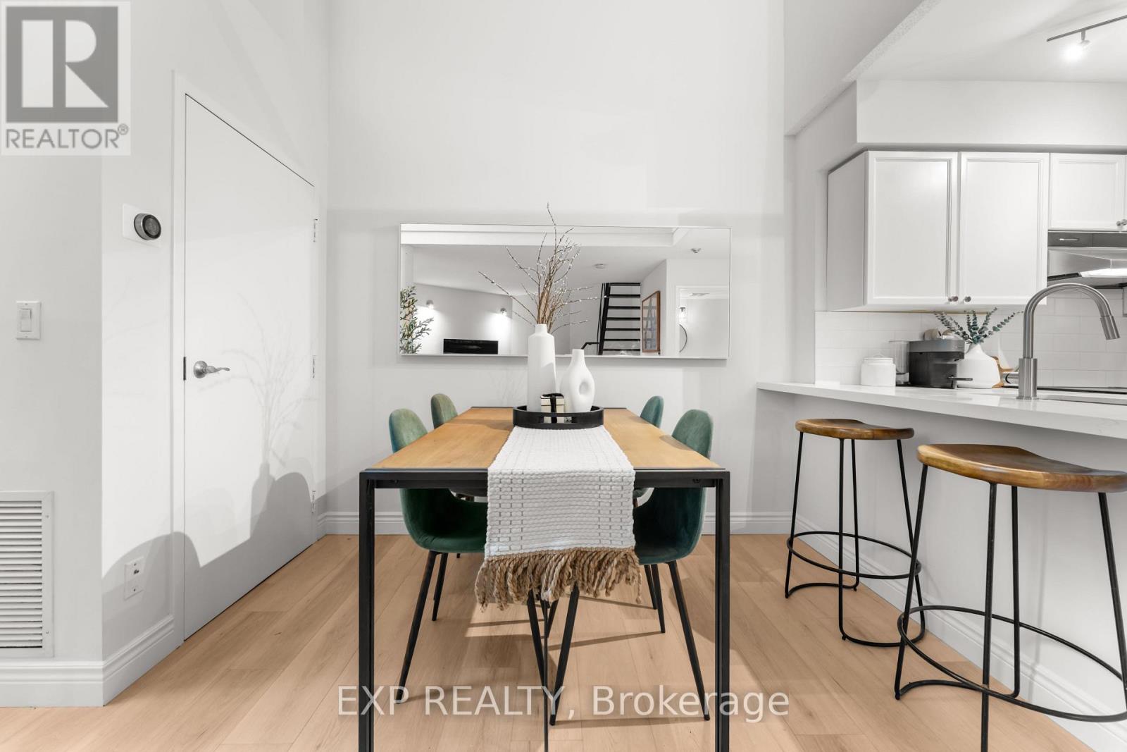 501 - 250 Manitoba Street, Toronto, Ontario  M8Y 4G8 - Photo 14 - W12557528