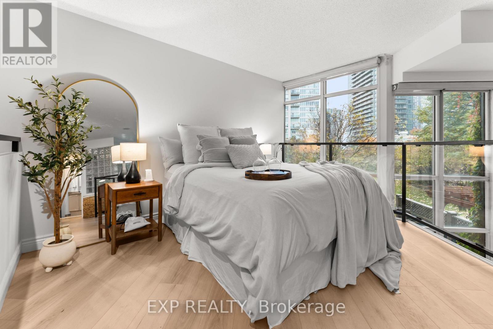 501 - 250 Manitoba Street, Toronto, Ontario  M8Y 4G8 - Photo 24 - W12557528