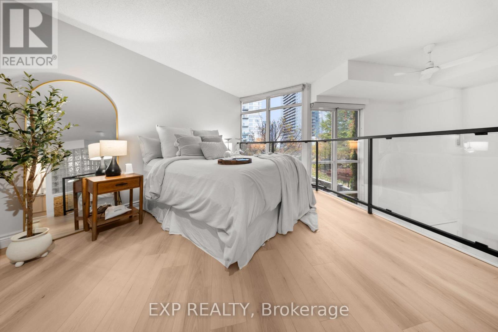 501 - 250 Manitoba Street, Toronto, Ontario  M8Y 4G8 - Photo 29 - W12557528