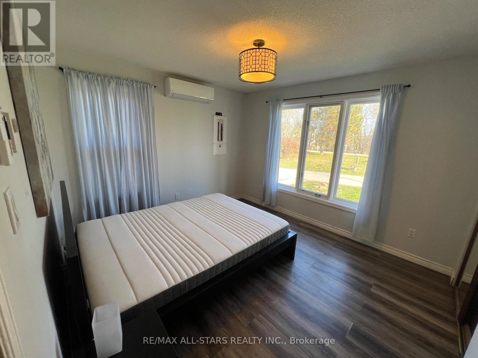 59 Falls Bay Road, Kawartha Lakes, Ontario  K0M 1A0 - Photo 16 - X12557598