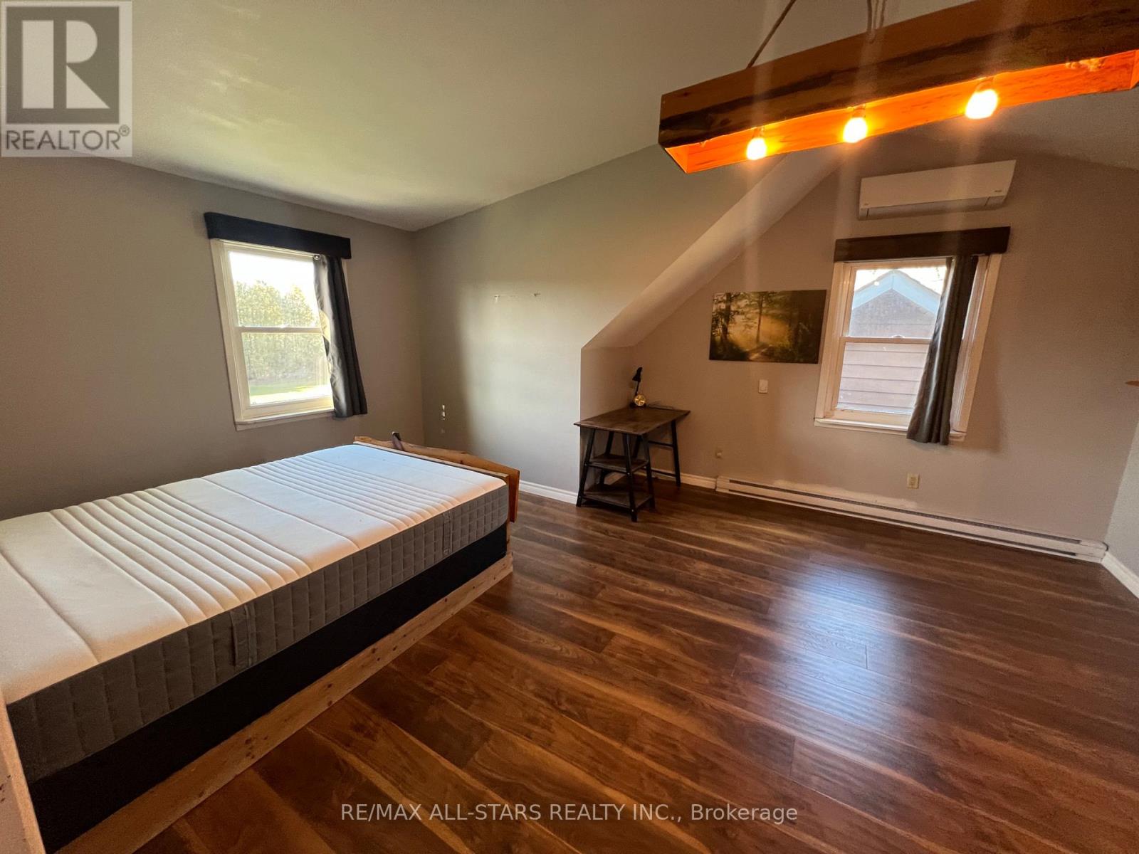 59 Falls Bay Road, Kawartha Lakes, Ontario  K0M 1A0 - Photo 18 - X12557598