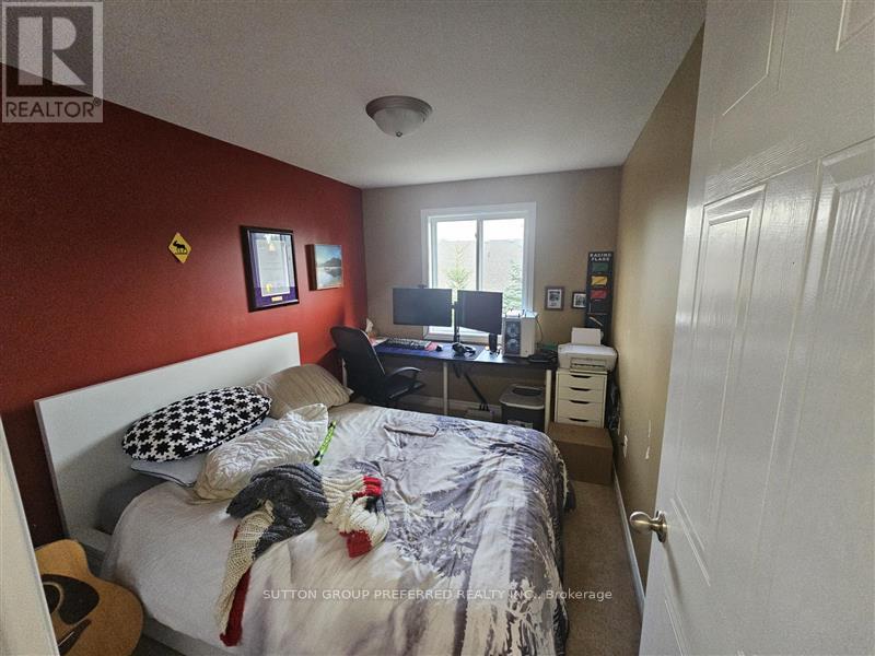 1059 Whetherfield Street, London North, Ontario  N6H 0B6 - Photo 8 - X12557596