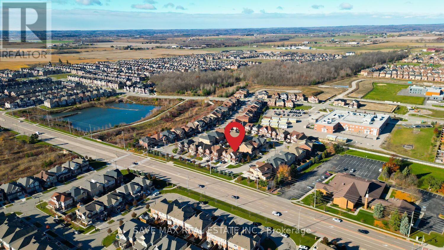 39 Divinity Circle, Brampton, Ontario  L7A 3Y4 - Photo 3 - W12557572