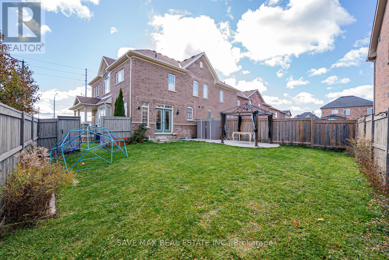 39 Divinity Circle, Brampton, Ontario  L7A 3Y4 - Photo 43 - W12557572