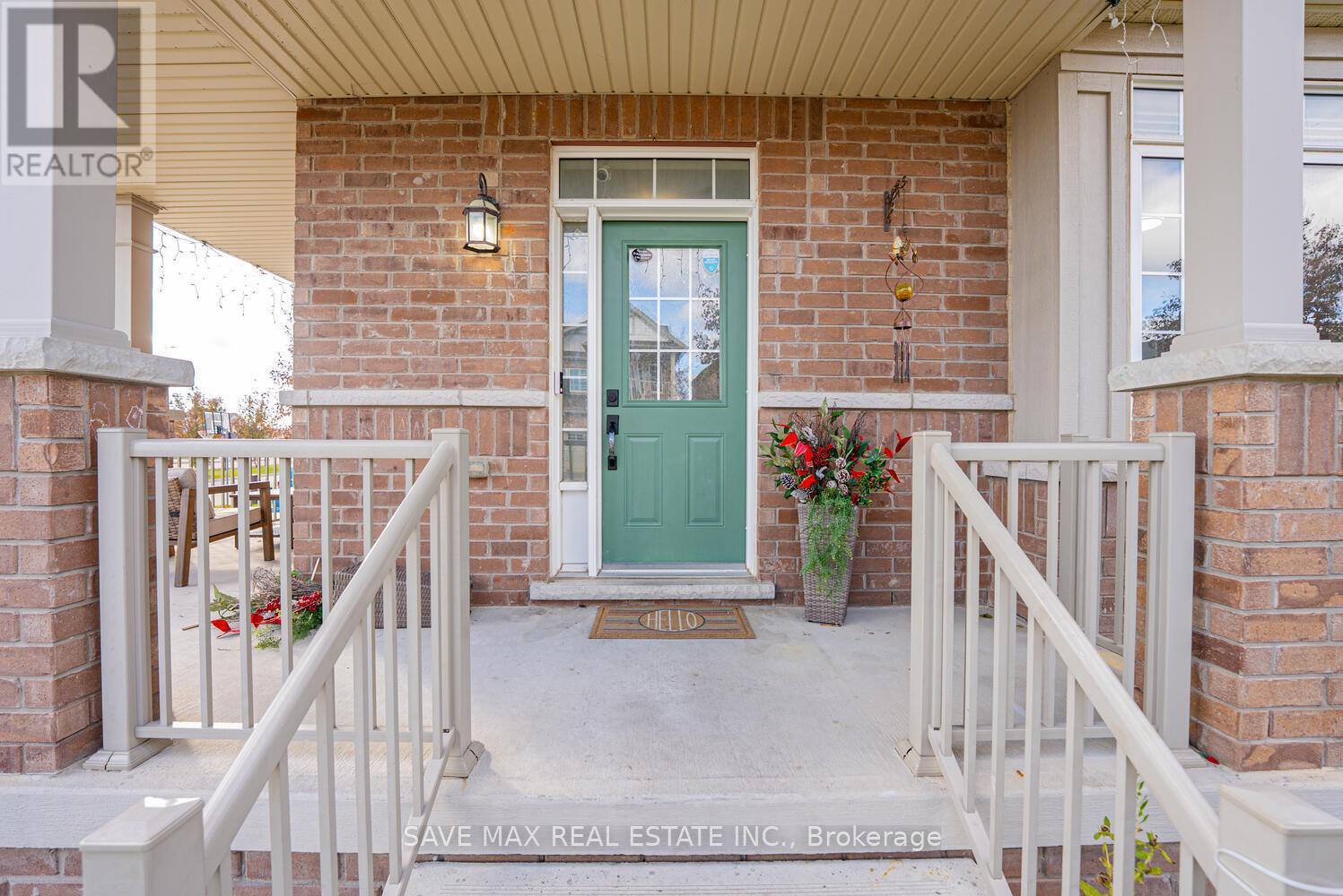 39 Divinity Circle, Brampton, Ontario  L7A 3Y4 - Photo 6 - W12557572