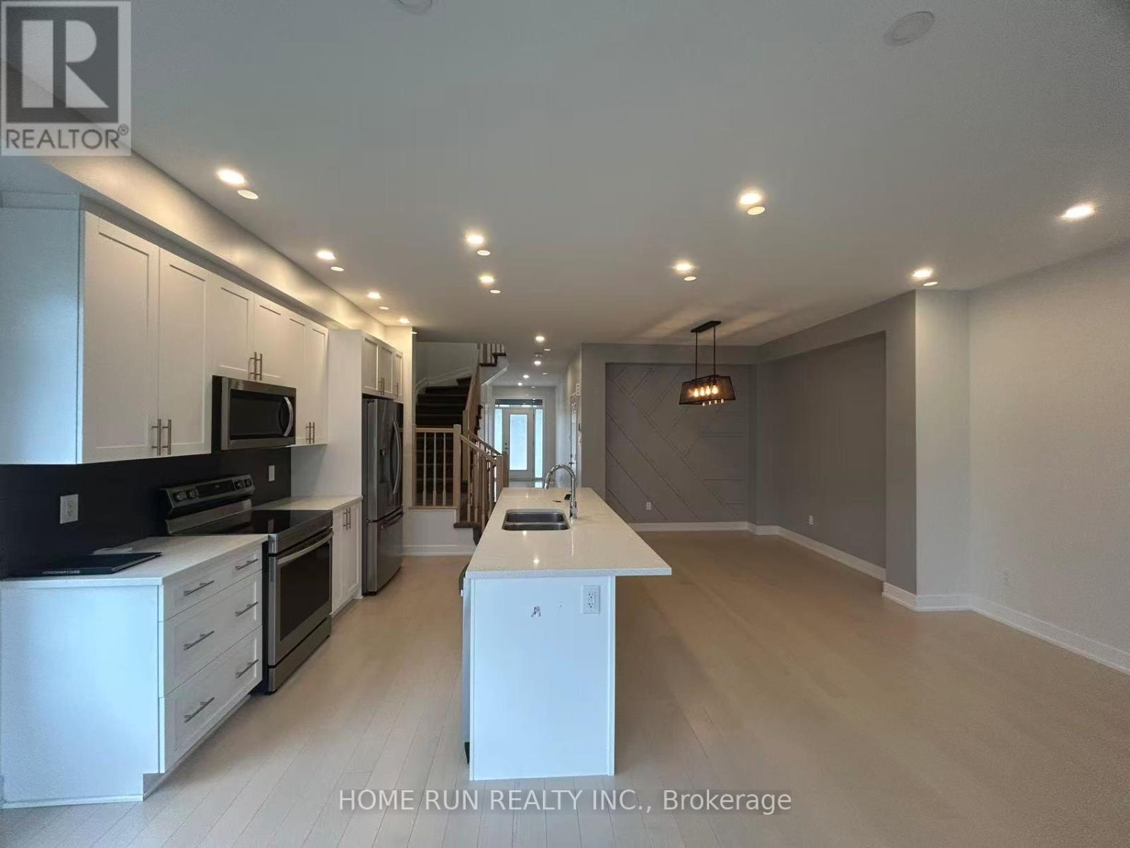 870 Solarium Avenue, Ottawa, Ontario  K4M 0H1 - Photo 11 - X12557576