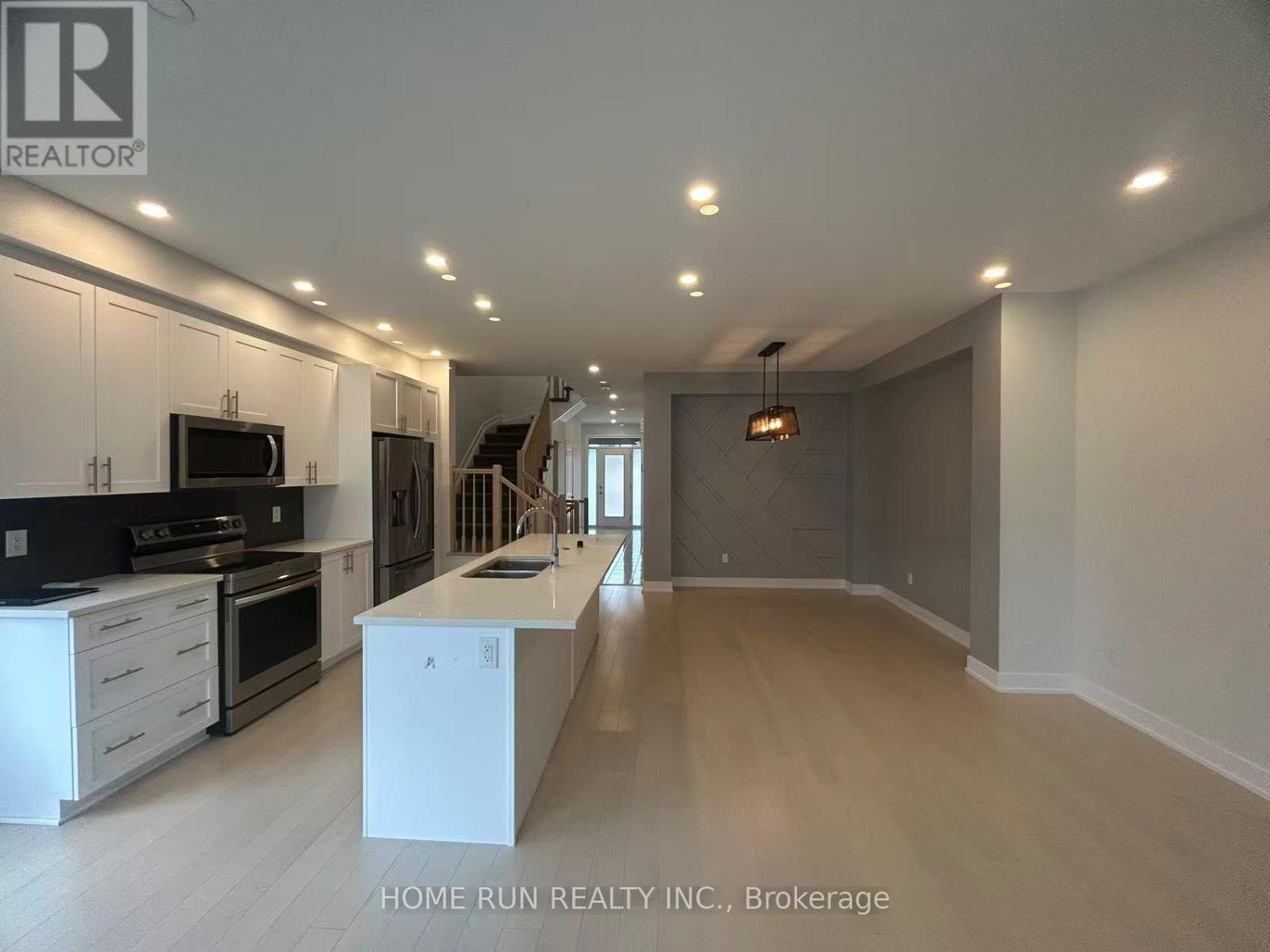 870 Solarium Avenue, Ottawa, Ontario  K4M 0H1 - Photo 12 - X12557576