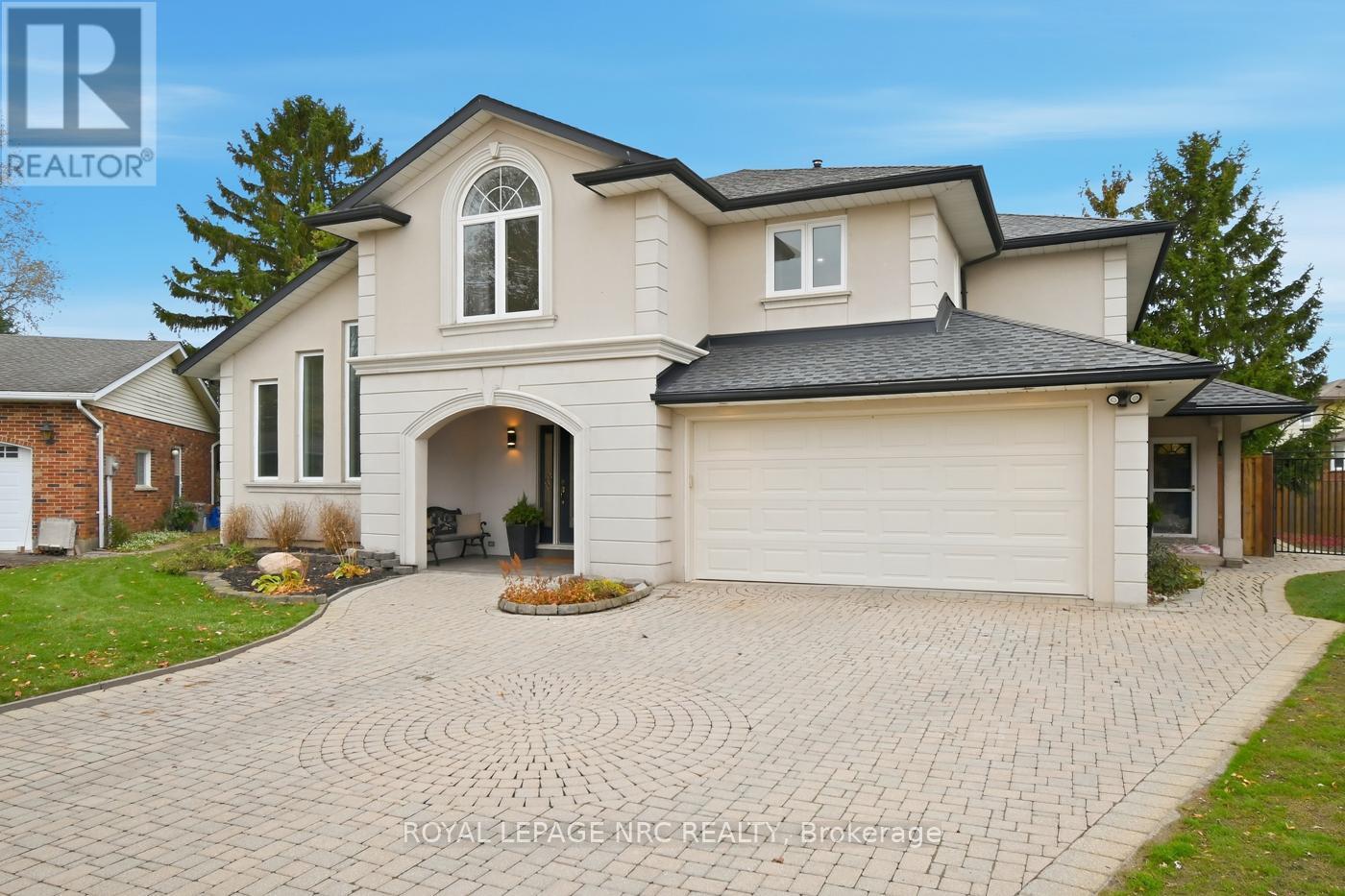 Property Listing: 12 Fuller Crescent, Thorold (Confederation Heights), Ontario