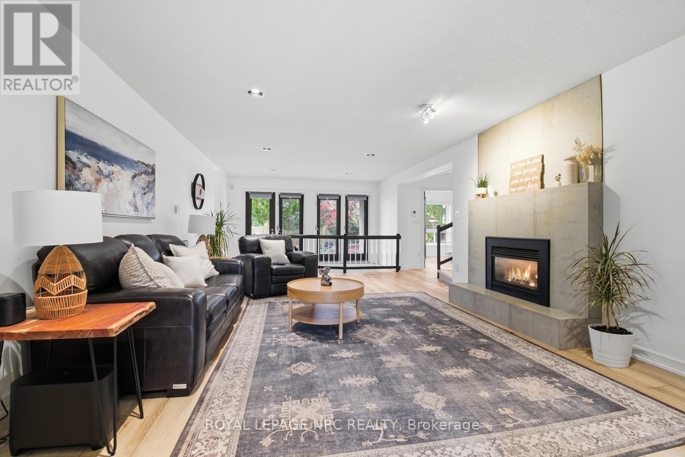 12 Fuller Crescent, Thorold, Ontario L2V 4B9 - Photo 19 - X12557586