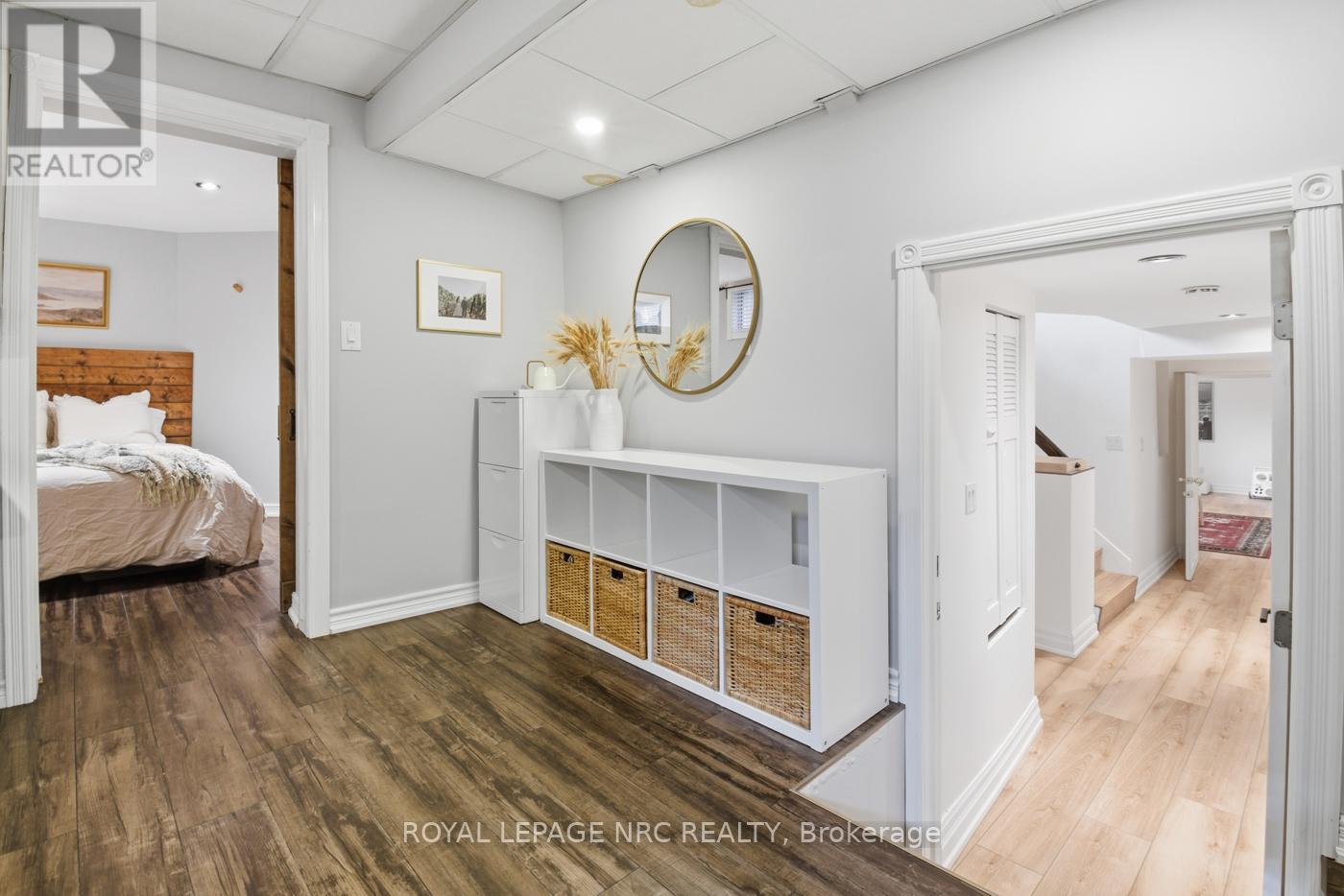 12 Fuller Crescent, Thorold, Ontario L2V 4B9 - Photo 34 - X12557586