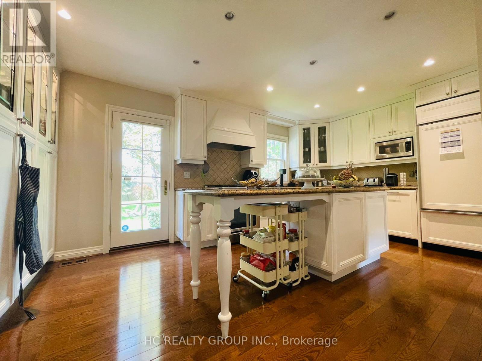 41 Wilket Road, Toronto, Ontario  M2L 1N9 - Photo 7 - C12557588