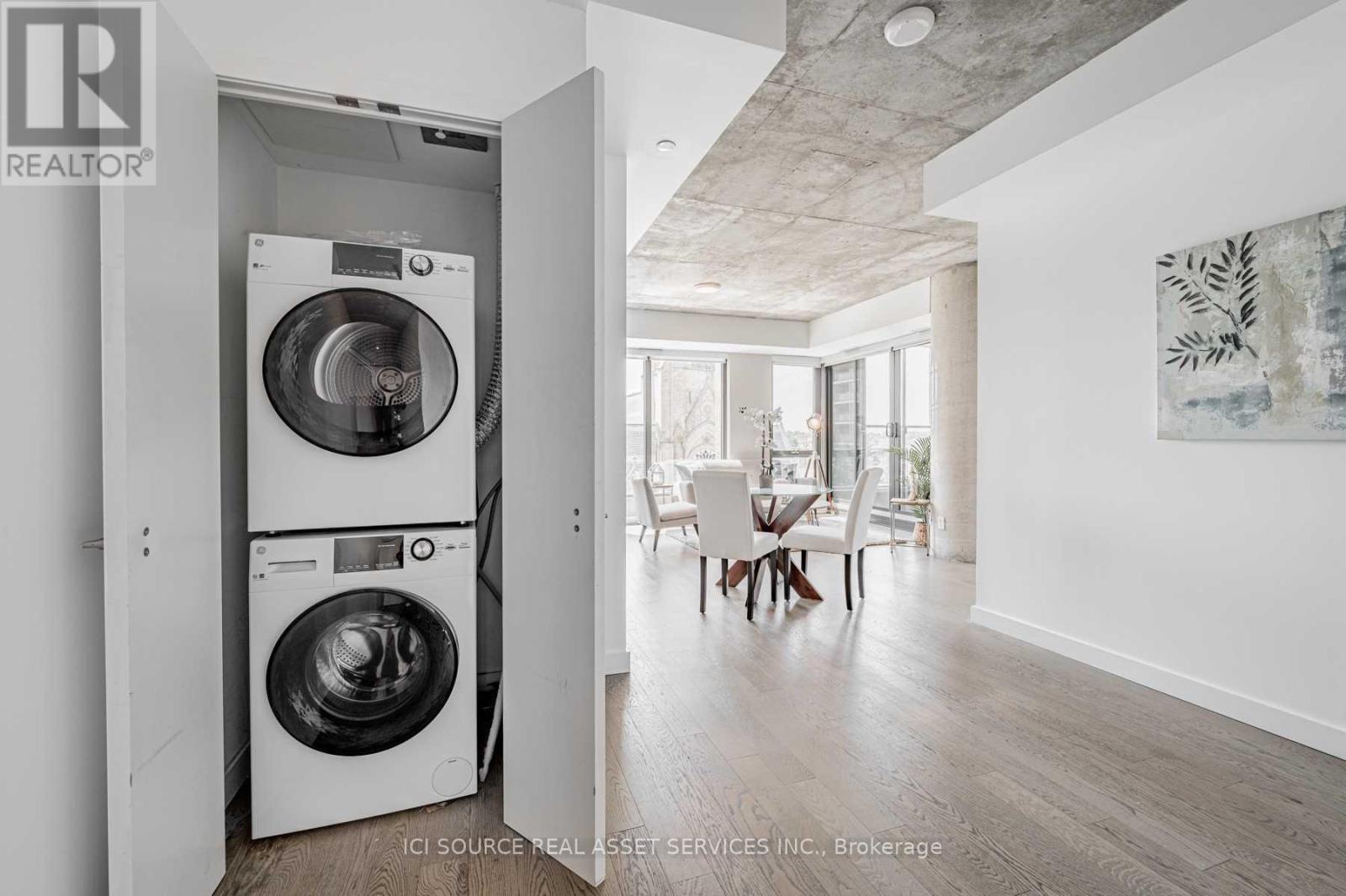 412 - 111 Bathurst Street, Toronto, Ontario  M5V 0M9 - Photo 14 - C12557592