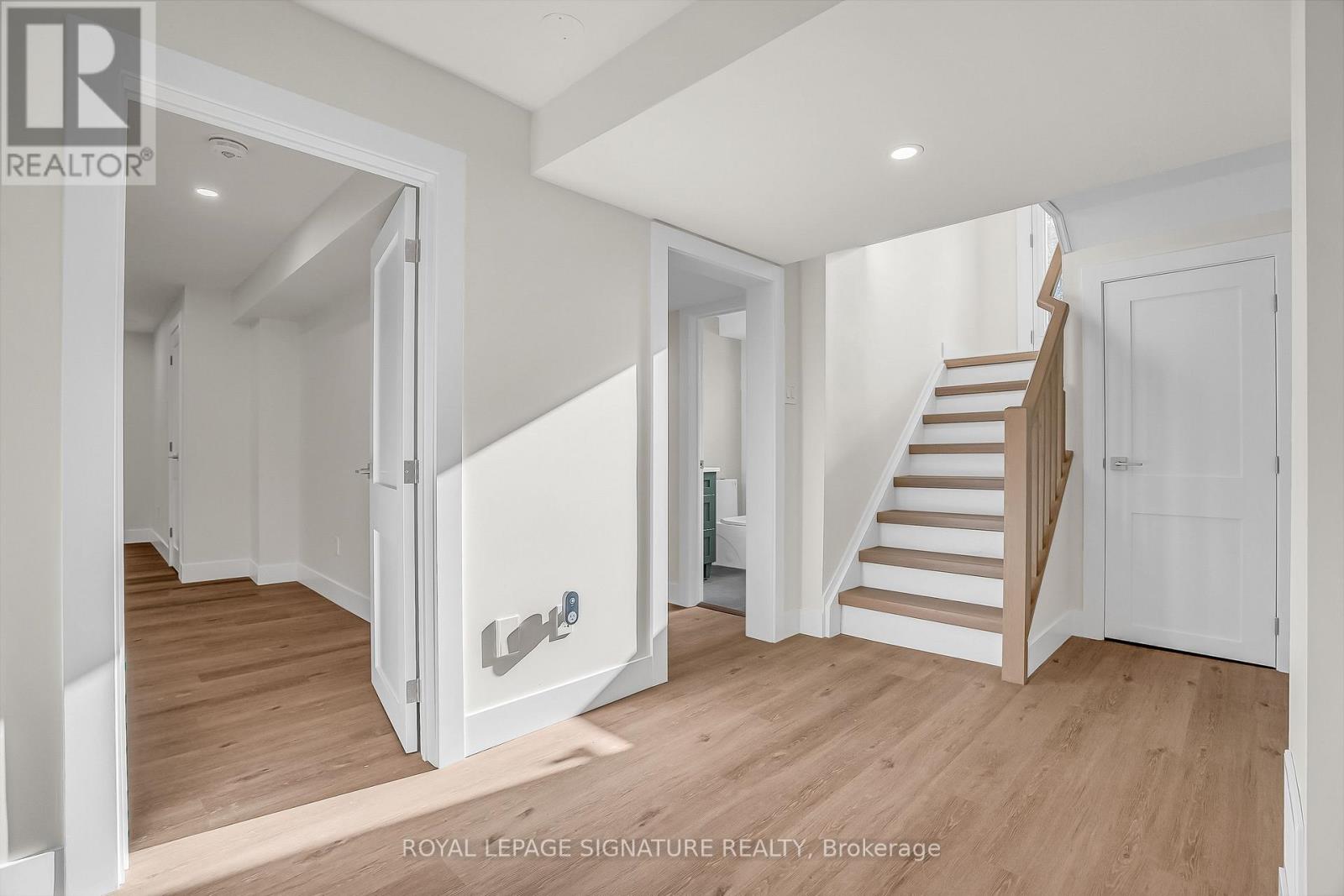 15 Oldborough Circle, Toronto, Ontario  M2J 3A1 - Photo 29 - C12557608