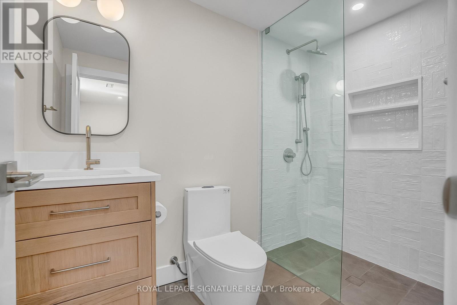 15 Oldborough Circle, Toronto, Ontario  M2J 3A1 - Photo 33 - C12557608