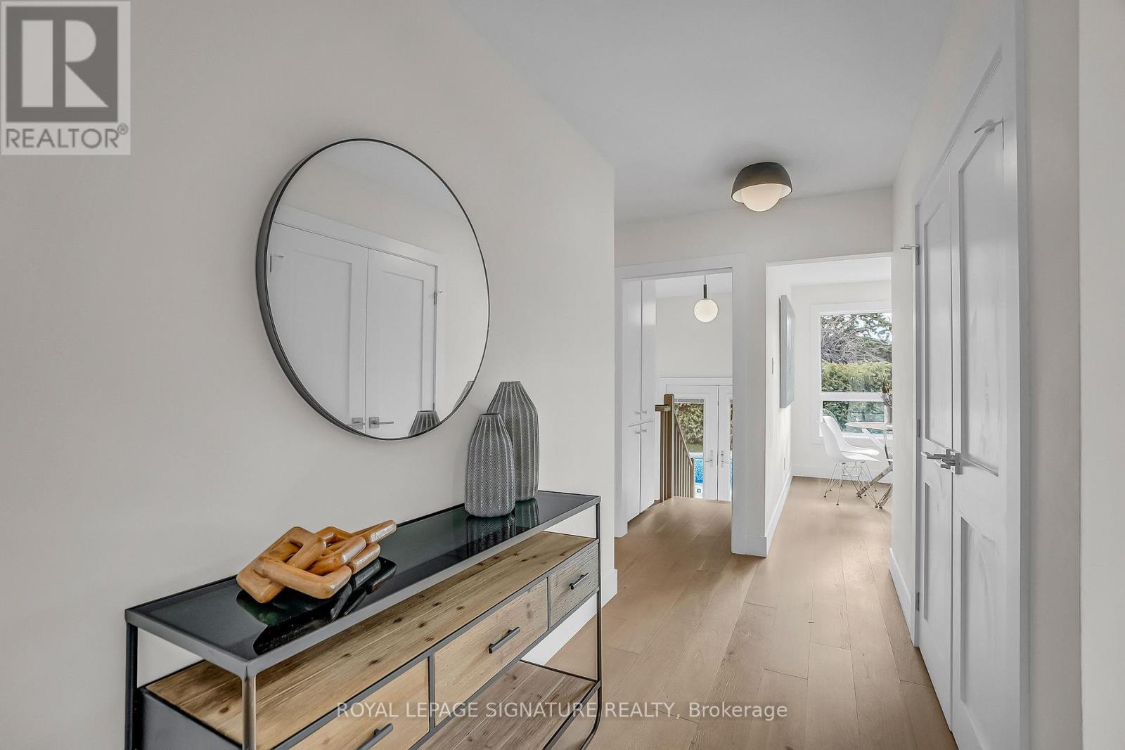 15 Oldborough Circle, Toronto, Ontario  M2J 3A1 - Photo 4 - C12557608