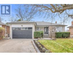 15 OLDBOROUGH CIRCLE