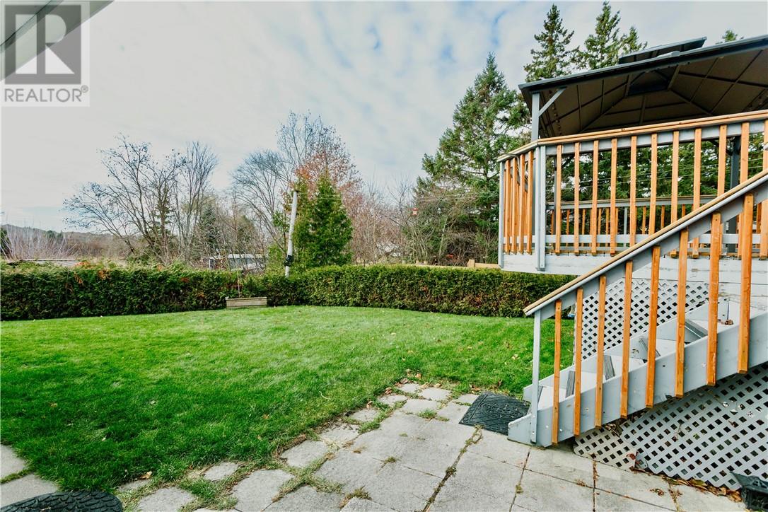 529 Bouchard Street, Greater Sudbury, Ontario  P3E 2L2 - Photo 13 - 2125657