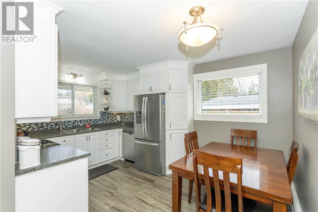 529 Bouchard Street, Greater Sudbury, Ontario  P3E 2L2 - Photo 4 - 2125657