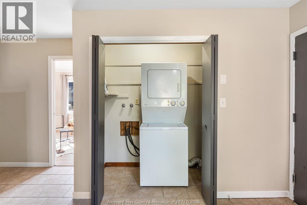 1 Longfield Lane, Leamington, Ontario  N8H 2R8 - Photo 17 - 25027428