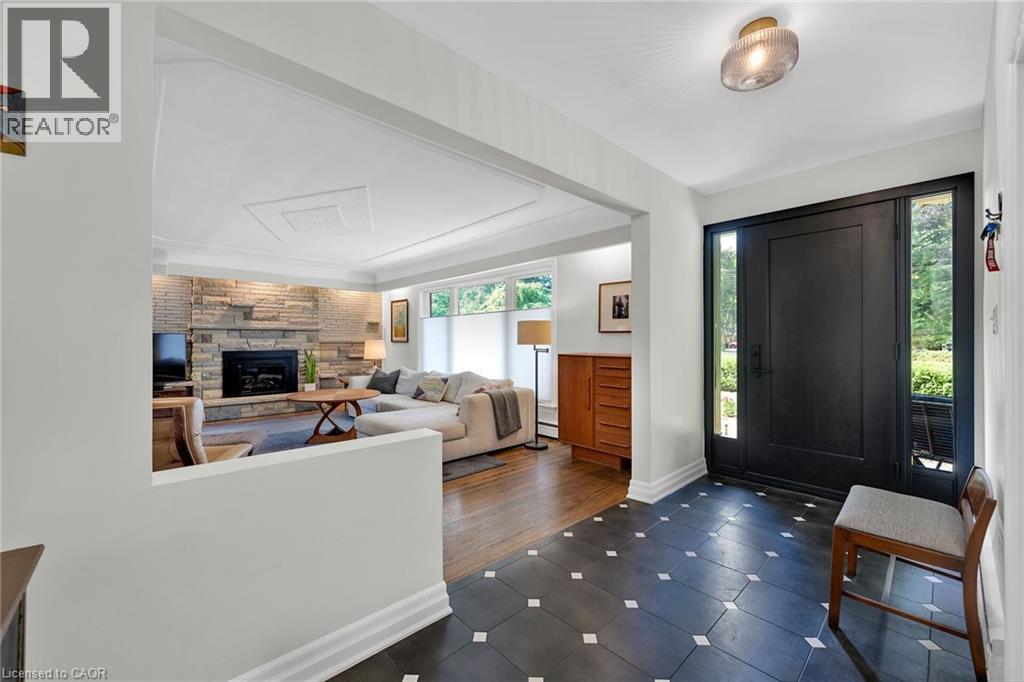 655 Gayne Boulevard, Burlington, Ontario  L7T 3V8 - Photo 8 - 40761165